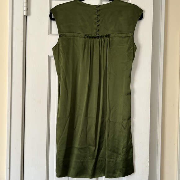 BCBGMaxazria 100% Silk Dress - Picture 3 of 8